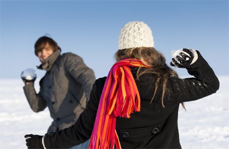 SNOWBALL FIGHTS